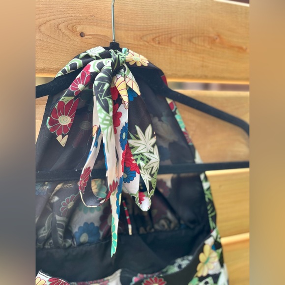 Floral Halter Top Blouse - Picture 10 of 10